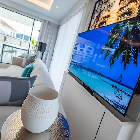 The Rooftop By Connexion Apartman *